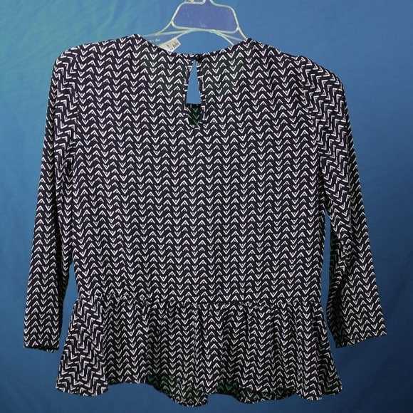 H&M Patterned Top - Picture 2 of 2